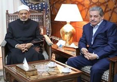 الدكتور امين لطفى رئيس جامعة بنى سويف مع شيخ الازهر